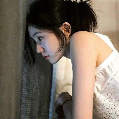 艳谍飘香